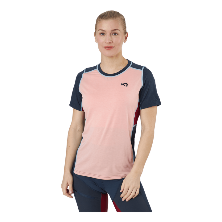 Sanne Hiking Tee Dream
