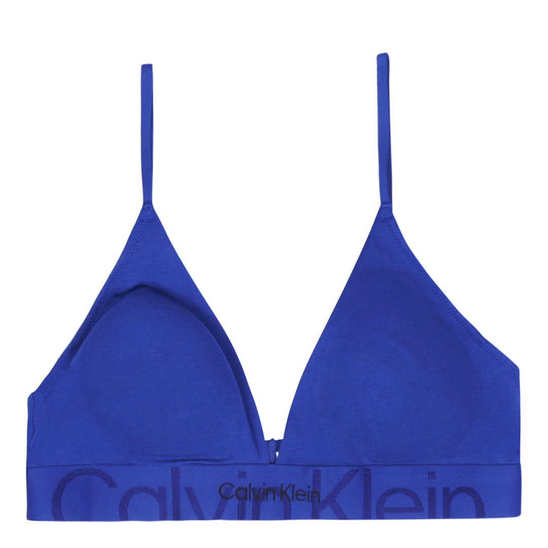 Lght Lined Triangle Blue