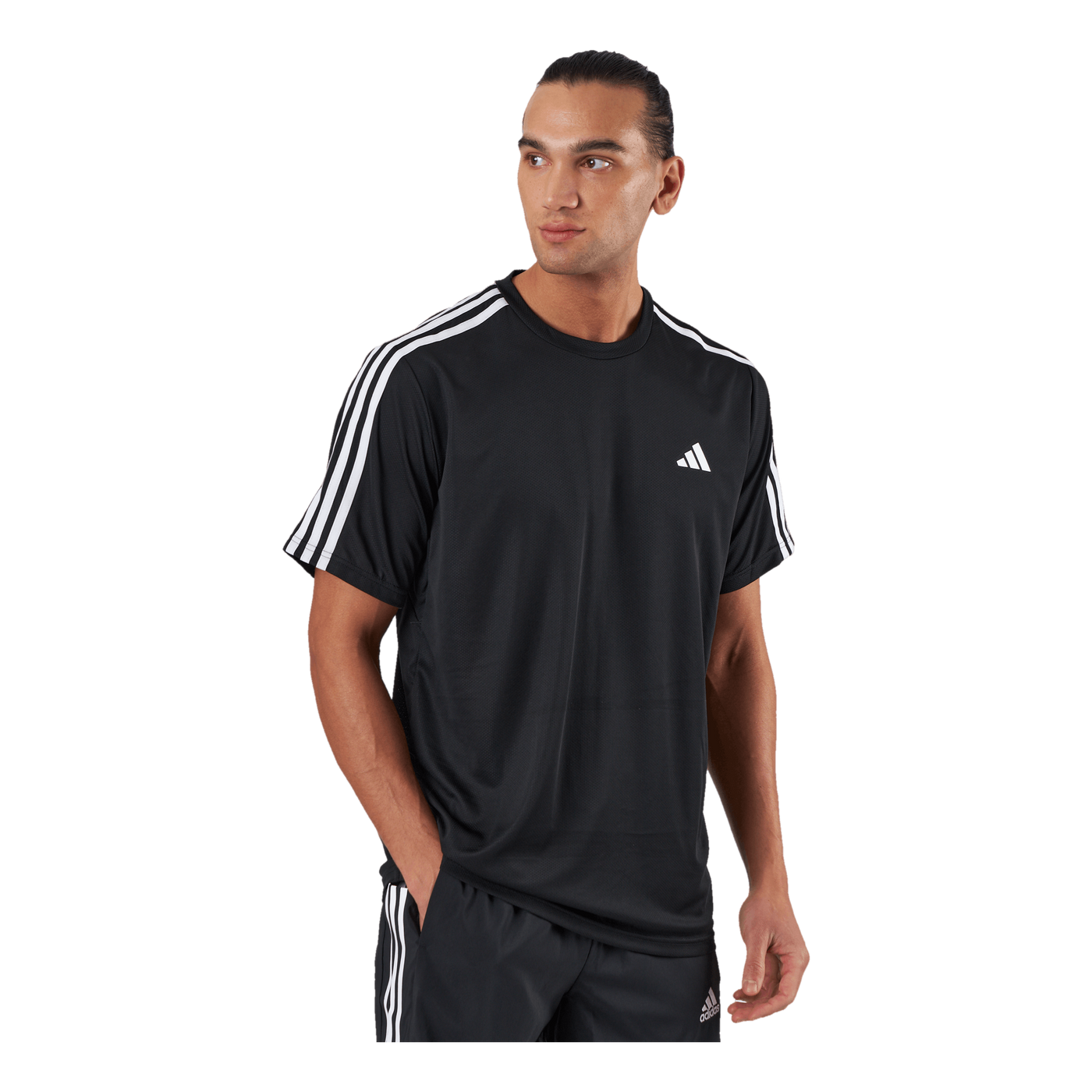 Train Essentials 3-Stripes Training T-Shirt Black