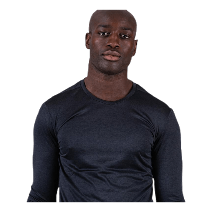 Axton LS Perf Tee Black