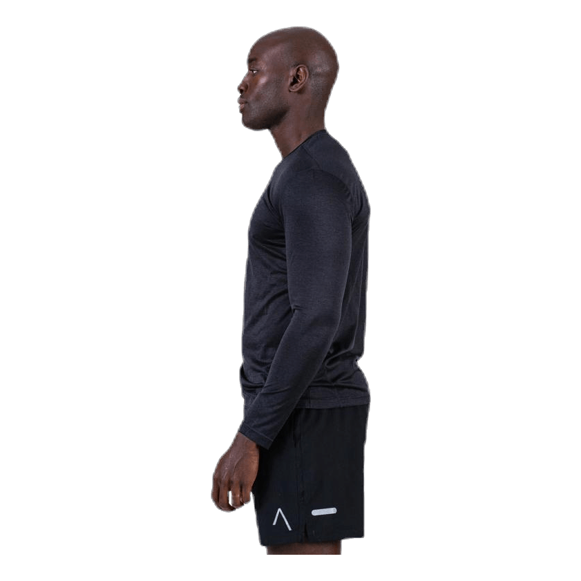 Axton LS Perf Tee Black