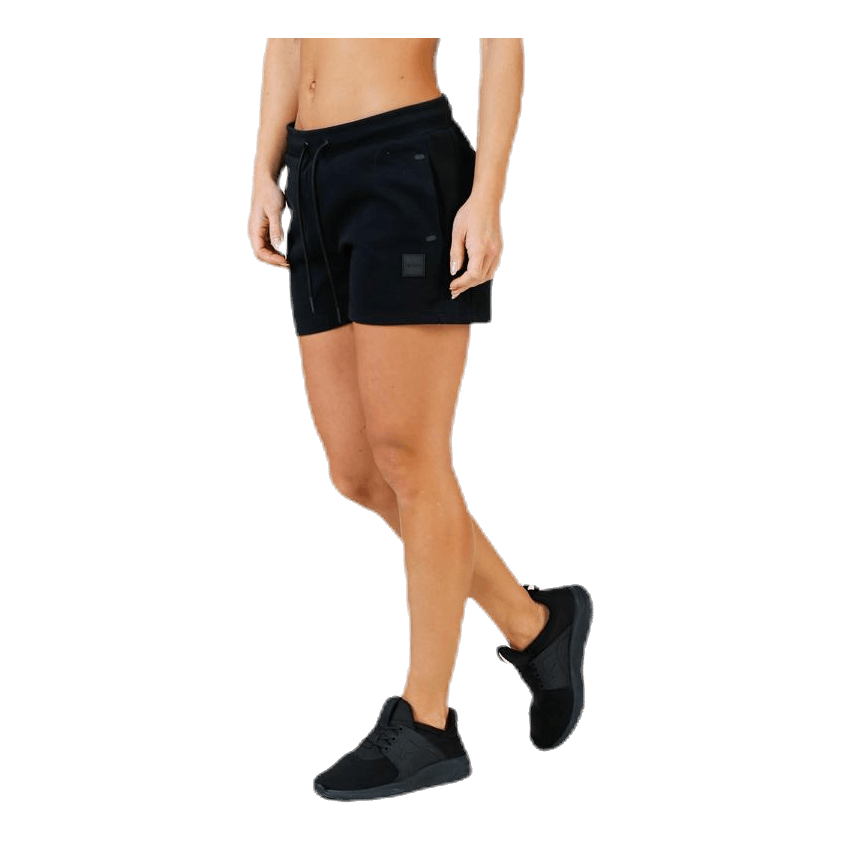 Ebba Tech Shorts Black