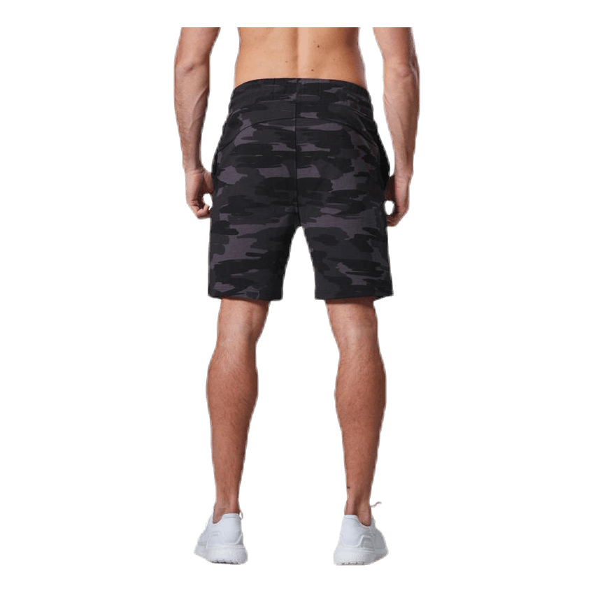 Capture Tech Shorts Patterned