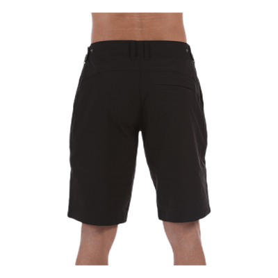 Salish Shorts Black