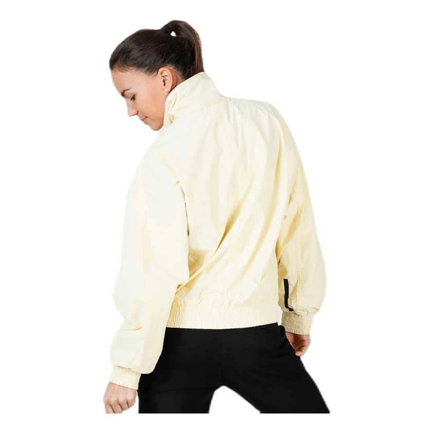 Allie     Yellow
