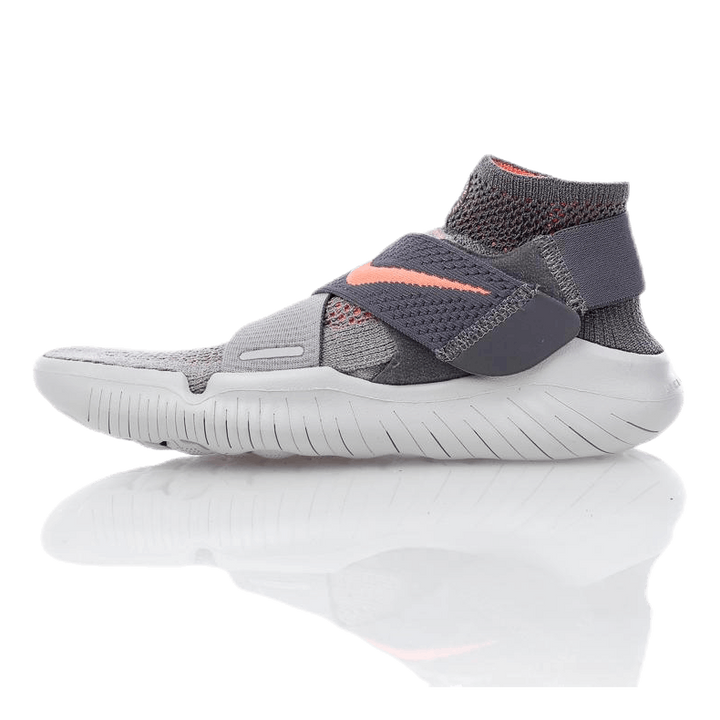 Free rn motion 2018 flyknit running shoe hot sale