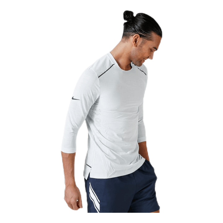Tech Pack Rise 3QTR Top White/Grey