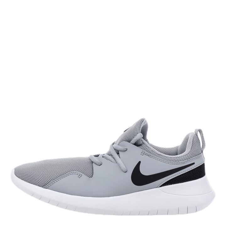 nike tessen running shoes
