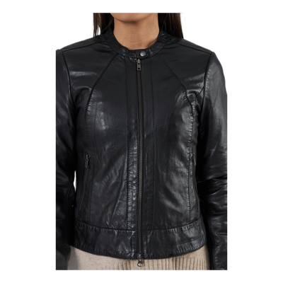 Diora Black